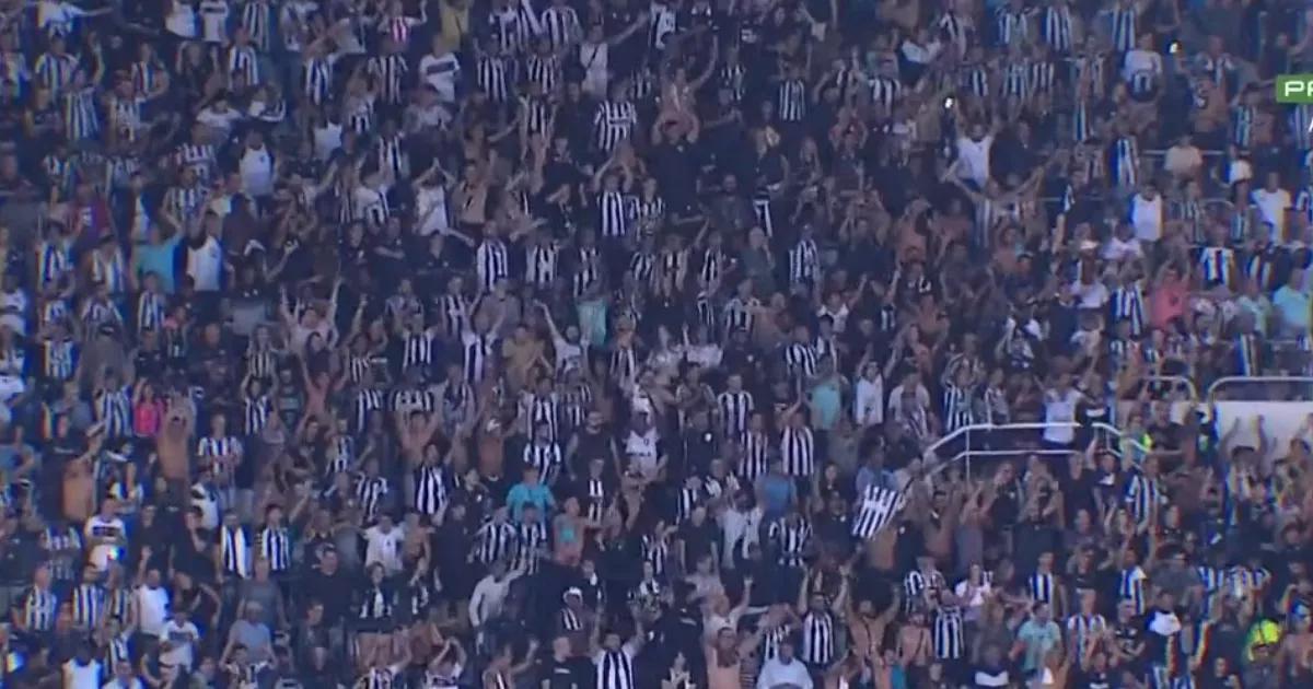 Qual foi o público de Botafogo x Corinthians pelo Brasileirão?