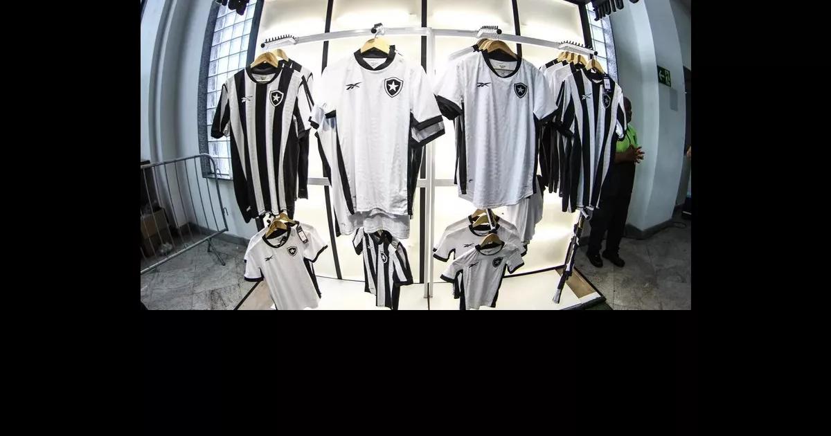 Quiosque Botafogo Store irá funcionar no sábado, durante o treino no Nilton Santos