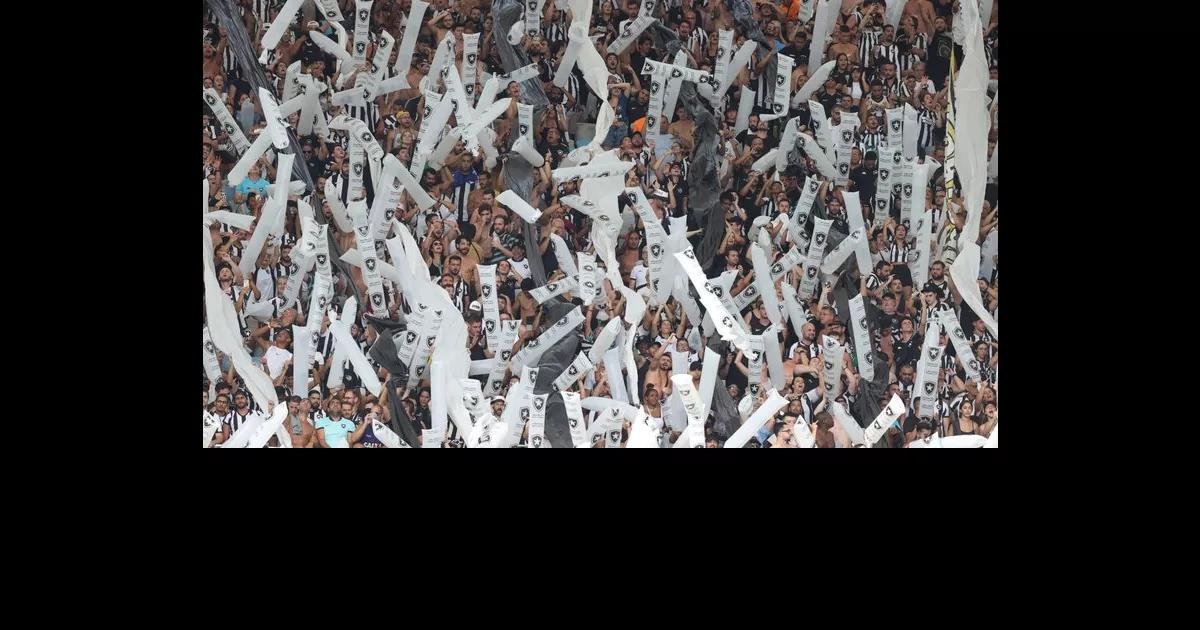 Ingressos Esgotados para Botafogo x Athletico-PR, jogo da 28ª rodada 