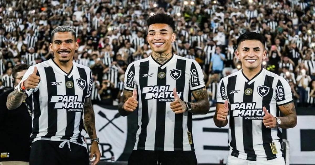 Opiniões de Comentaristas e Jornalistas sobre o Momento Atual do Botafogo