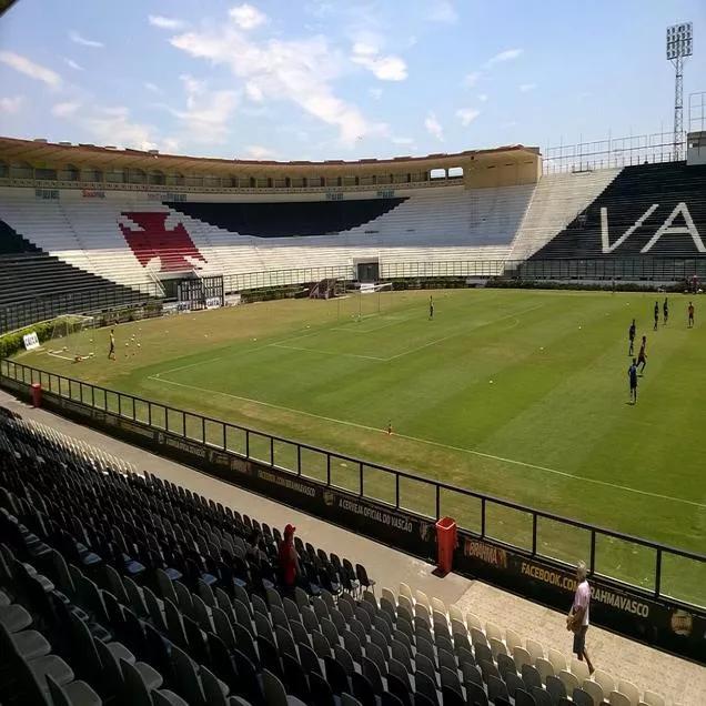 Clássico Vasco x Botafogo - Desfalques e Ansiedade Antecedem Confronto do Brasileirão
