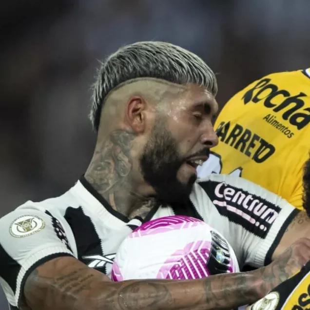 Botafogo no Maracanã: público recorde, mosaico e empate amargo!