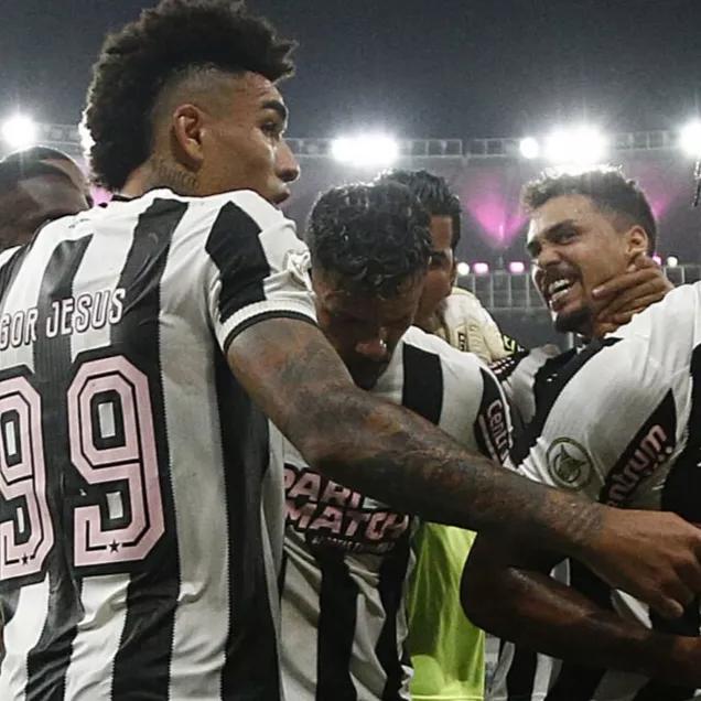  Fogão em Alta: Botafogo brilha dentro e fora de campo!