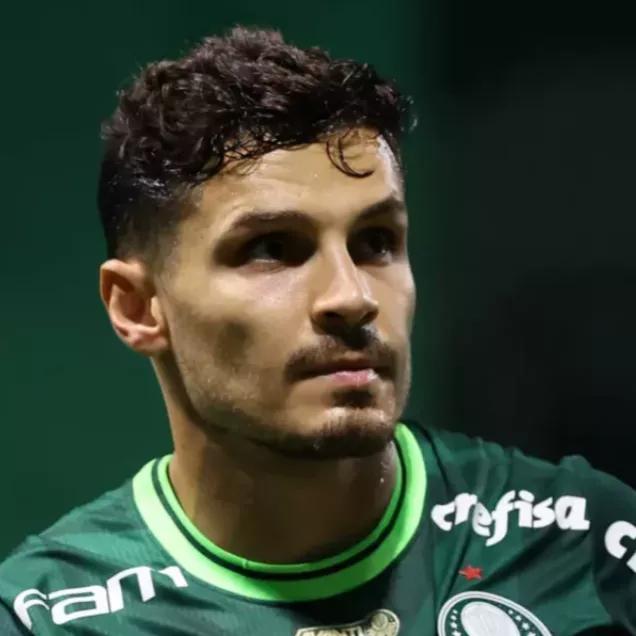 Palmeiras x Botafogo: A Batalha Final pelo Brasileirão? Raphael Veiga fala sobre a pressão e a disputa ponto a ponto!